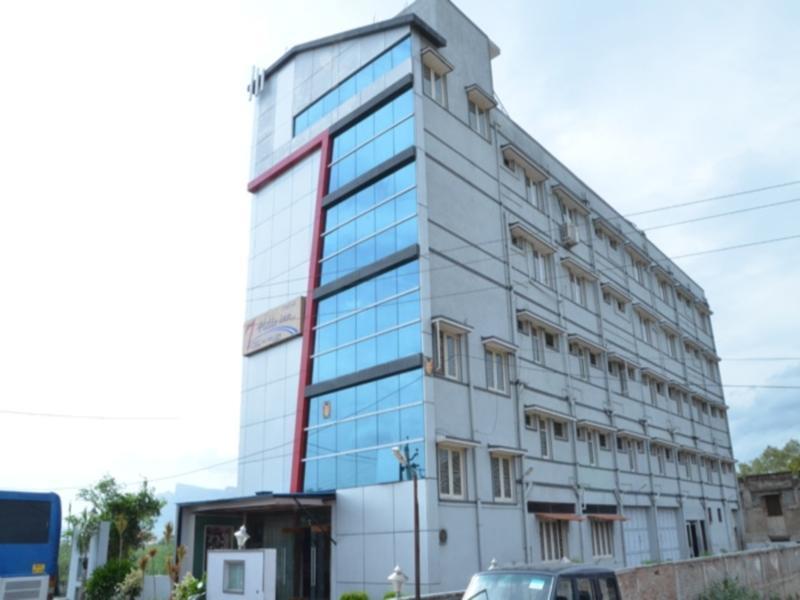 7 Hills Inn Тирупати Екстериор снимка