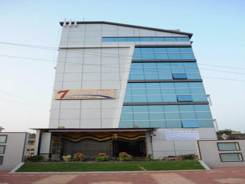 7 Hills Inn Тирупати Екстериор снимка